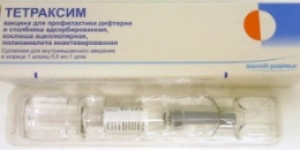 Вакцина Тетраксим для профилактики дифтерии, столбняка, коклюша и полиомиелита 0,5мг 1доза шприц 2 иглы N1